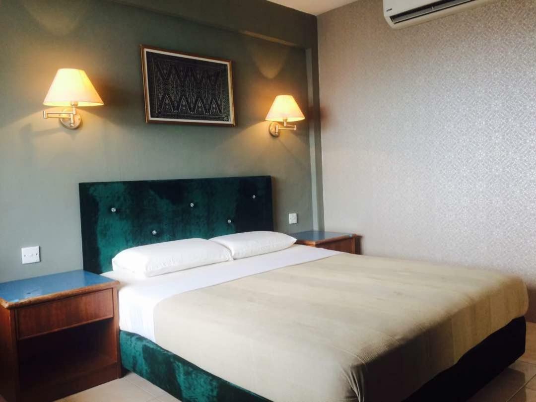 Panuba Inn Resort Kampong Ayer Batang Eksteriør billede